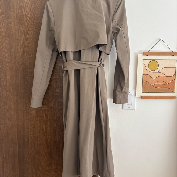 Nicole Bridger Discovery Trench - Picture 3 of 11